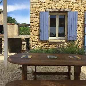 Cabanon De Charme En Plein Coeur Des Vignes Hébergement de vacances Pertuis
