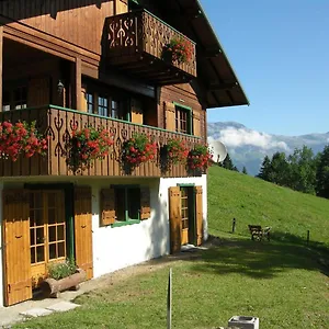  Chalet Chalet Marie Paradis